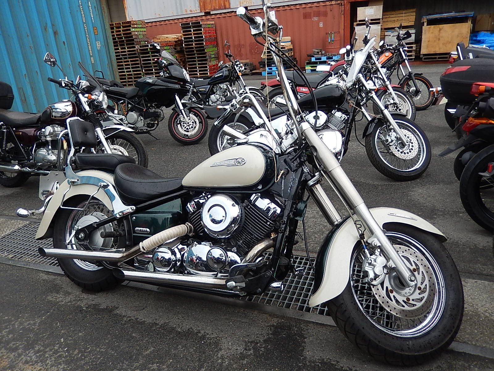 Продажа YAMAHA DRAGSTAR 400 CLASSIC (ЯМАХА МОТОЦИКЛ (ЧОППЕР)) - МАЛЕНЬКАЯ  ЯПОНИЯ