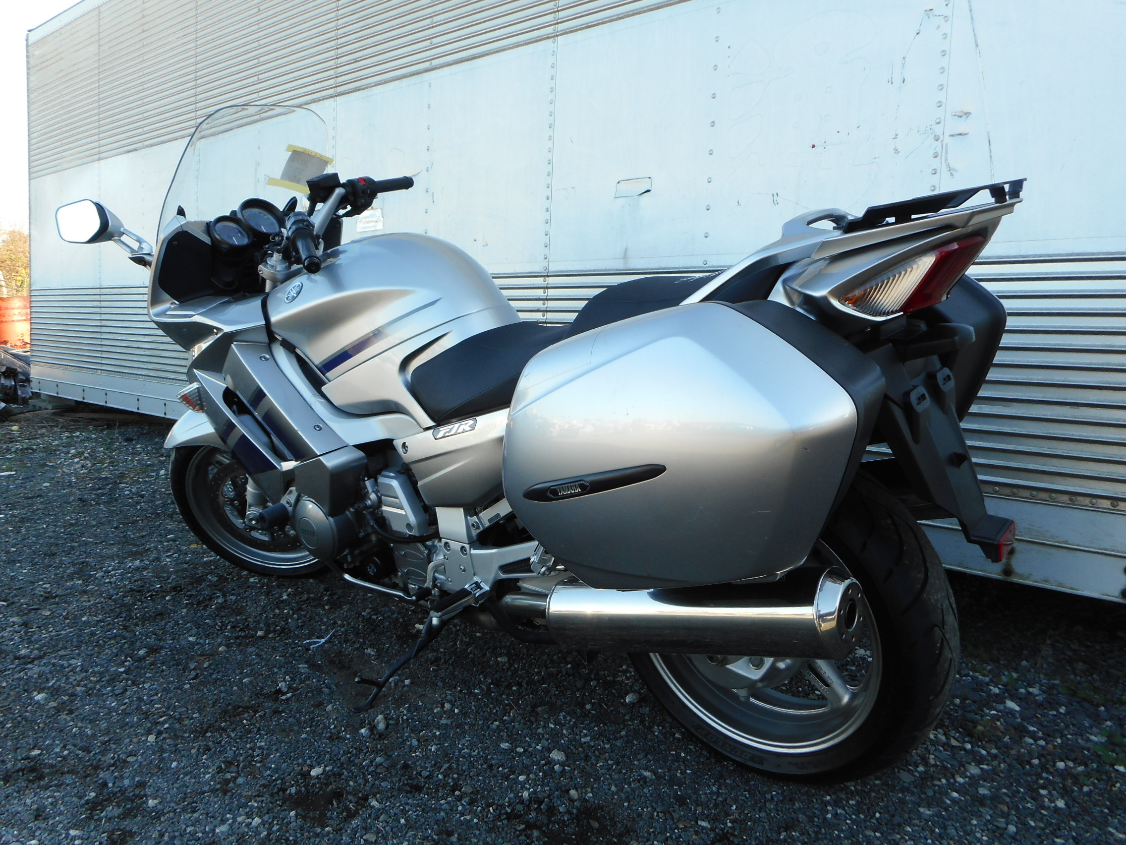 Fjr 1300 характеристики. Yamaha fjr1300as. Ямаха Вентура 1300. Yamaha 1300cc 2010 год. Ямаха ФЖР 1300 технические характеристики.