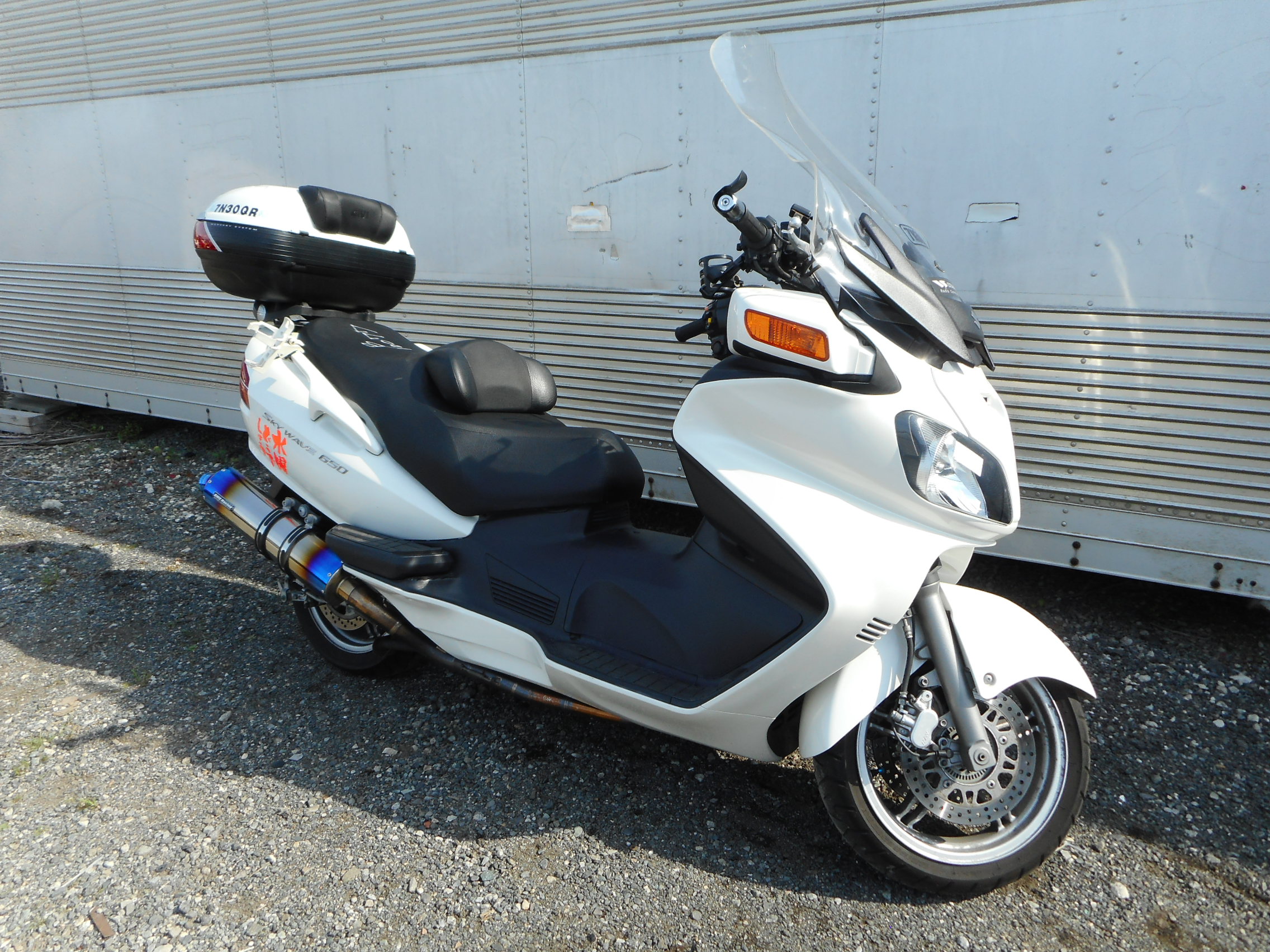 Продажа SUZUKI SKYWAVE 650 LX ABS (СУЗУКИ СКУТЕР) - МАЛЕНЬКАЯ ЯПОНИЯ