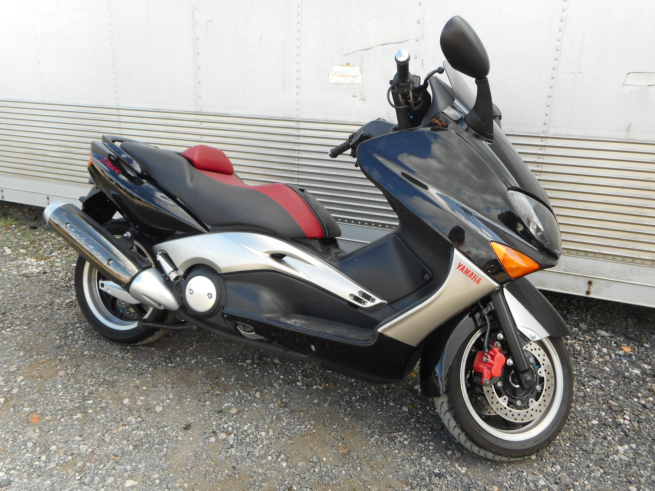 Продажа YAMAHA T-MAX (ЯМАХА МОТОЦИКЛ (СКУТЕР)) - МАЛЕНЬКАЯ ЯПОНИЯ